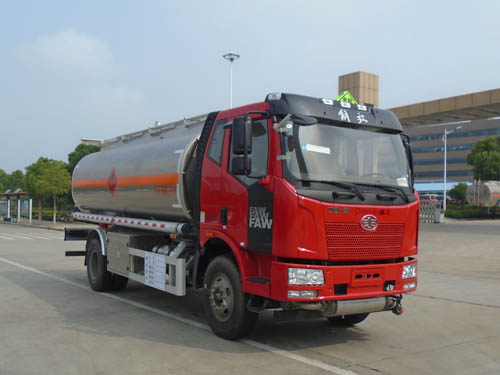 楚勝牌CSC5180GYYLC5A型鋁合金運油車